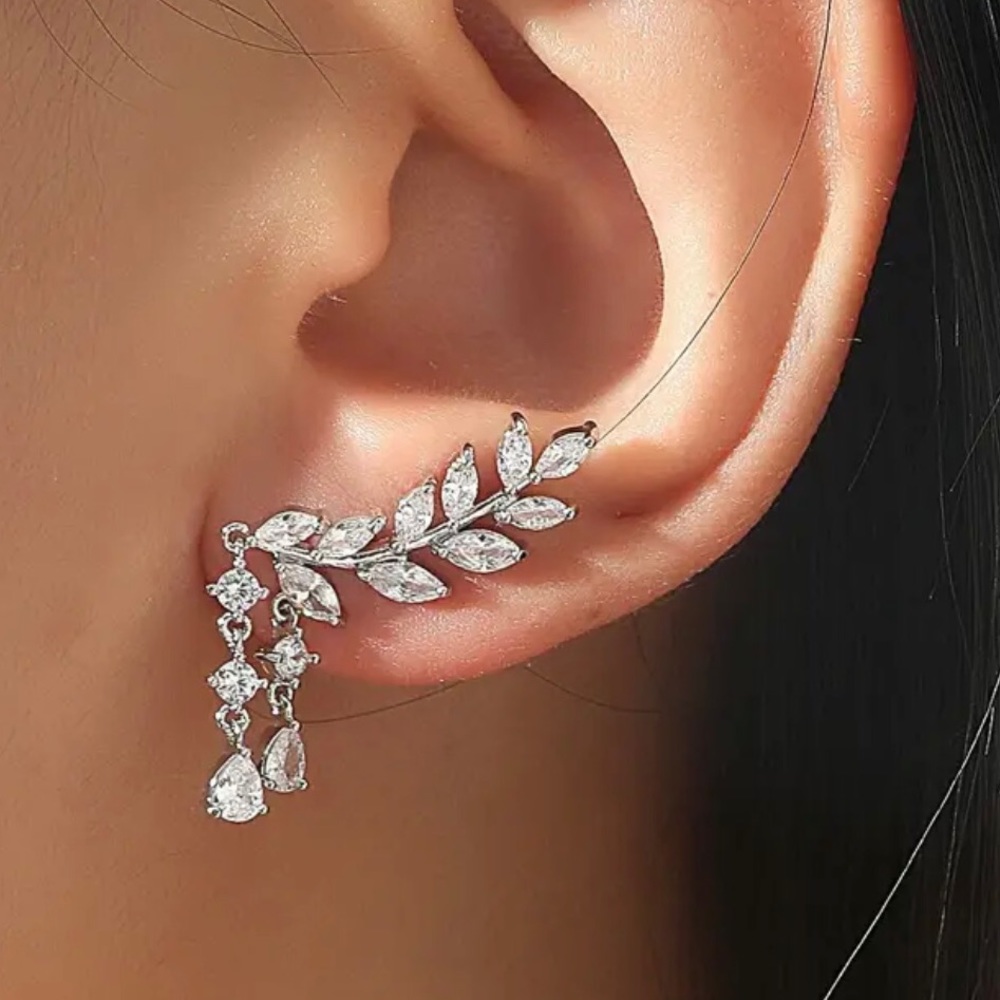 ✨White gold Leaf Earring / Tassel Earrings✨
